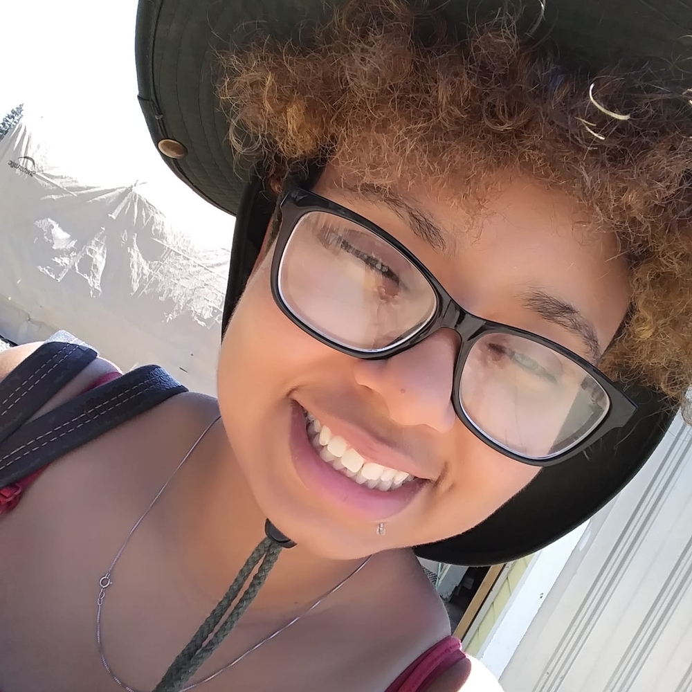 Meet your Posher, Jazmine